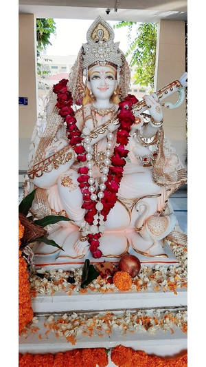 Saraswati Mata White Statue Wallpaper