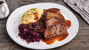 Sauerbraten—a Mouthwatering Traditional German Meal Wallpaper