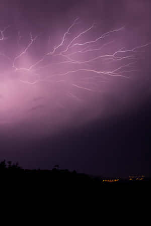 Scattered Purple Lightning Wallpaper