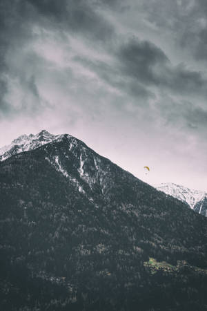 Scenic Paragliding Shot Wallpaper