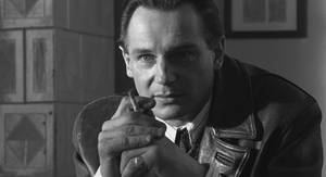 Schindler's List Oskar Schindler Liam Neeson Cigarette Stare Wallpaper