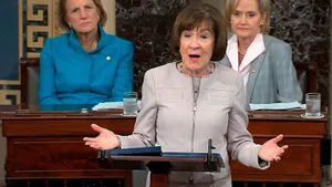 Senator Susan Collins Addressing The Women's Conference Wallpaper
