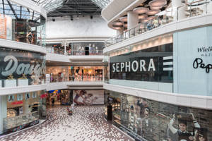 Sephora Outlet Shopping Mall Wallpaper