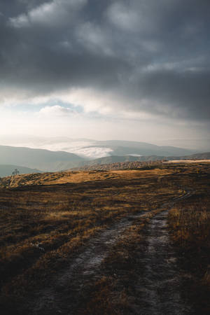 Serbia Cloudy Mountains Wallpaper