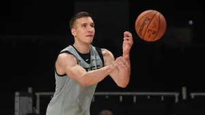 Serbia Counting Nba Bogdan Bogdanovic Wallpaper