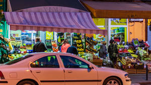 Serbia Fruit Vegetable Market Wallpaper