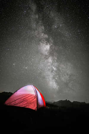 Serene Night Under The Stars Wallpaper