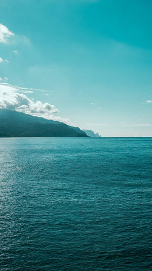 Serene Ocean Blue Water Wallpaper