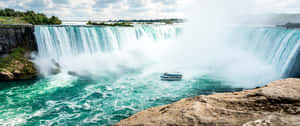 Ship Approaching Niagara Falls Canada Wallpaper