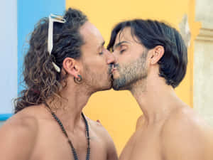 Shirtless Gay Boys Kissing Up-close Wallpaper