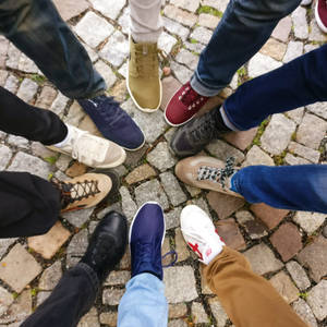 Shoe Circle Of Friends Wallpaper