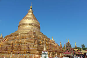 Shwezigon Pagoda Yangon Wallpaper