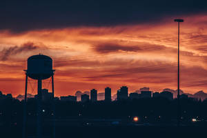 Silhouette Of The City Wallpaper