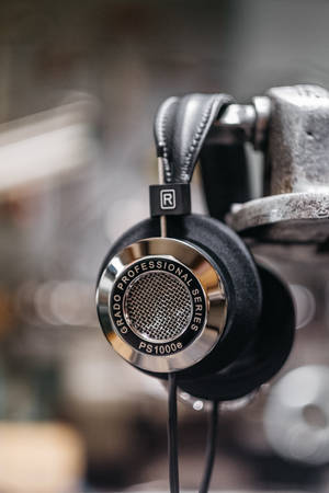 Silver Grado Ps1000e Headphones Wallpaper