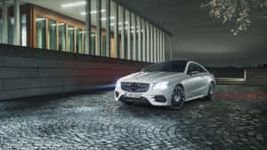 Silver Mercedes Benz Clase E Wallpaper