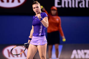 Simona Halep In Purple Sportswear Wallpaper