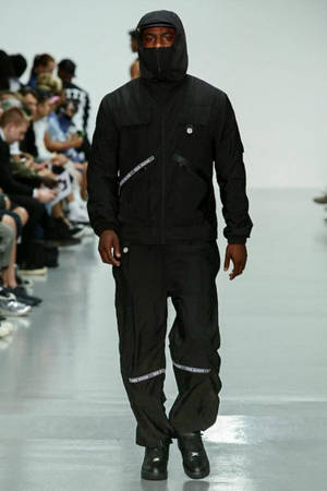 Skepta On Bizarre Casual Outfit Wallpaper