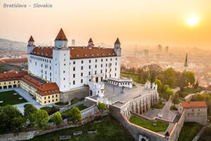 Slovakia Bratislava Castle Wallpaper