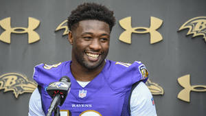 Smiling Baltimore Ravens Roquan Smith Wallpaper