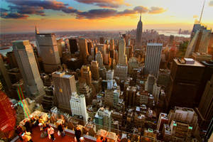 Soak In The Stunning Skyline Of New York City Wallpaper