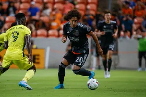 Soccer Action Ake Lobaand Opponent Wallpaper