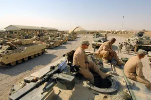 Soldiers And Military Tanks Wallpaper