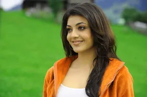 South Heroine Kajal Aggarwal Very Casual Wallpaper