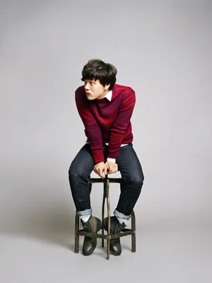 South Korean Actor Yeo Jin Goo Looking Sharp In Red Outfit. Wallpaper
