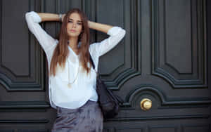 Spanish Woman Clara Alonso Hands Behind Head Wallpaper