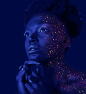 Sparkle Makeup Model Neon Light Wallpaper