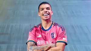 St. Louis City Sc Jersey Model Wallpaper