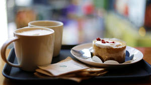 Starbucks Mini Cake Wallpaper