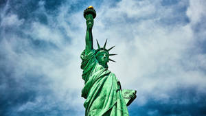 Statue Of Liberty Emerald Wallpaper