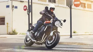 Stay Connected With Vintage Style Wallpaper