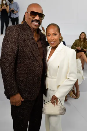 Steve Harvey Wearing Fancy Clothes Wallpaper