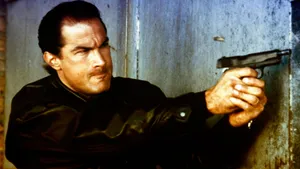 Steven Seagal Under Siege 2 Pistol Wallpaper