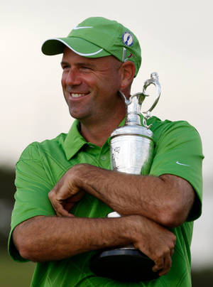 Stewart Cink Hugging His Trophy Wallpaper