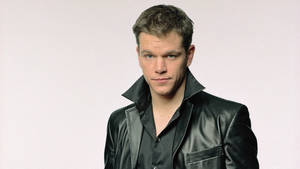 Stylish Actor Matt Damon Wallpaper