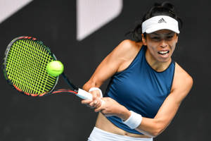 Su-wei Hsieh In Action On The Tennis Court Wallpaper