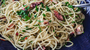 Sumptuous Carbonara Pasta Dish Wallpaper