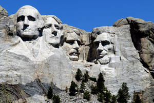 Sun Shining On Mount Rushmore Wallpaper