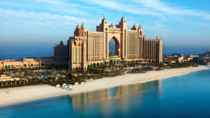 Sunny Day In Atlantis Resort Wallpaper