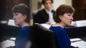 Susan Collin's Mirror Photo Wallpaper