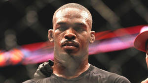 Sweaty Mma Fighter Jon Jones Wallpaper