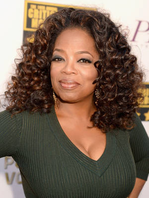 Talk Show Host Oprah Winfrey Wallpaper