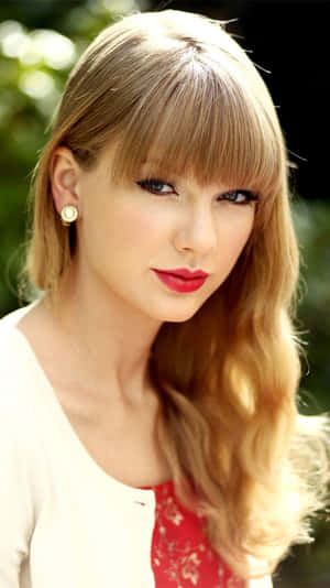 Taylor Swift Rocking Out On Her Iphone Wallpaper