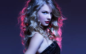 Taylor Swift With Long Curly Hair Wallpaper