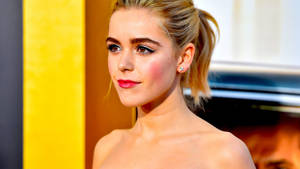 Teen Star Kiernan Shipka Wallpaper