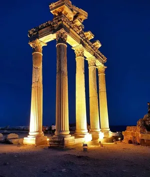 Temple Of Apollo Is Exceptionally Beautiful At Night Wallpaper