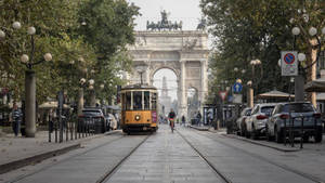 The City Gate Of Milan Wallpaper